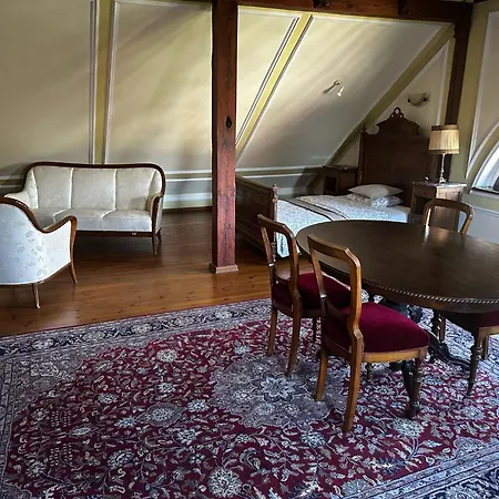 Palac Sapetow Aparthotel 3*