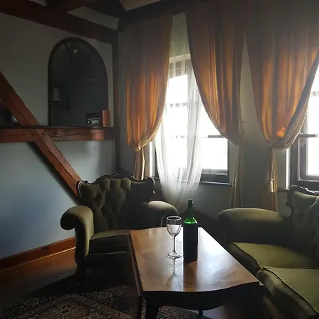 Pałac Sapetów 3* Tuczno (Strzelce-Drezdenko)
