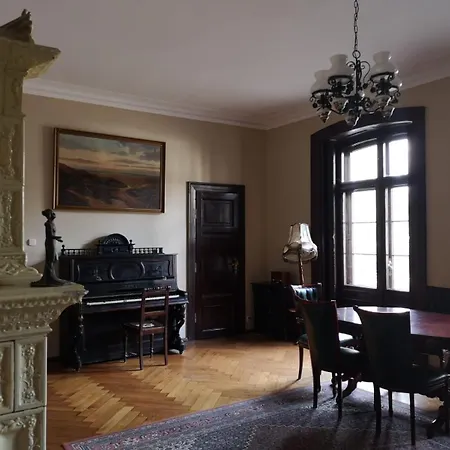 Pałac Sapetów Tuczno (Strzelce-Drezdenko)