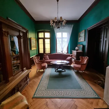 Aparthotel Palac Sapetow Tuczno (Strzelce-Drezdenko)