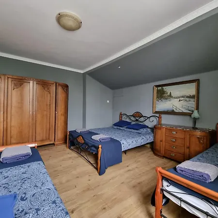Pałac Sapetów 3* Tuczno (Strzelce-Drezdenko)