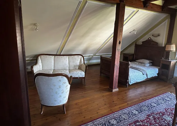 Palac Sapetow Tuczno (Strzelce-Drezdenko)