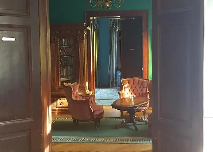 Lägenhetshotell Palac Sapetow 3*